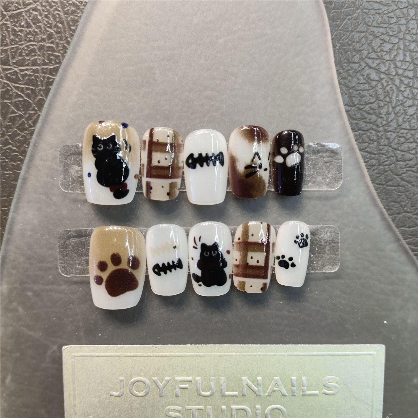 Cat-Eye Cat Paw Press-On Nails – Cartoon Style Pre-Made Nail Tips, Wholesale