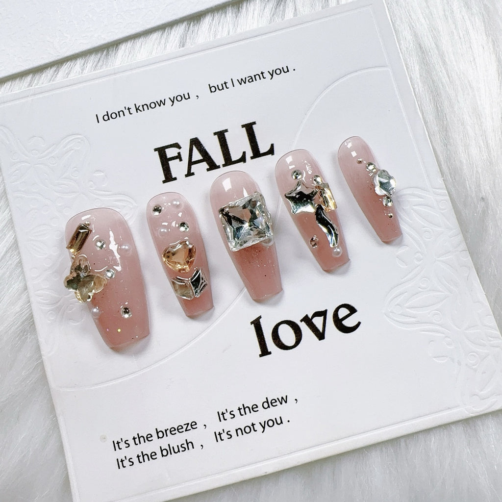 【Pure Handmade Wearable Nails】Gradient Heart Pile of Diamonds Broken Heart Butterfly Sparkling Light Luxury Nail Tips
