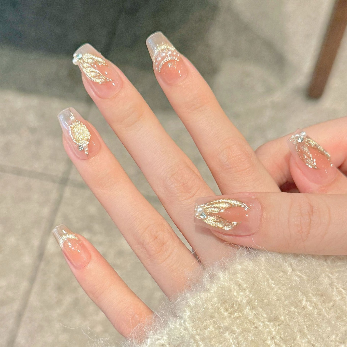 Golden Mermaid Tail Pearl Cat-Eye Press-On Nails – Blush Gradient French Smile, Handmade