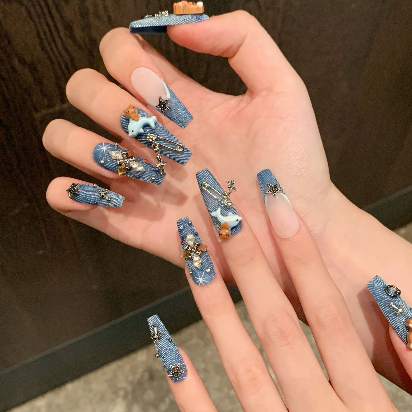 “Denim Kitty” Long Handmade Press-On Nails – Featuring a Vintage Washed Denim Aesthetic with a Bold Black Cat Motif for a Spicy, Street-Chic Vibe