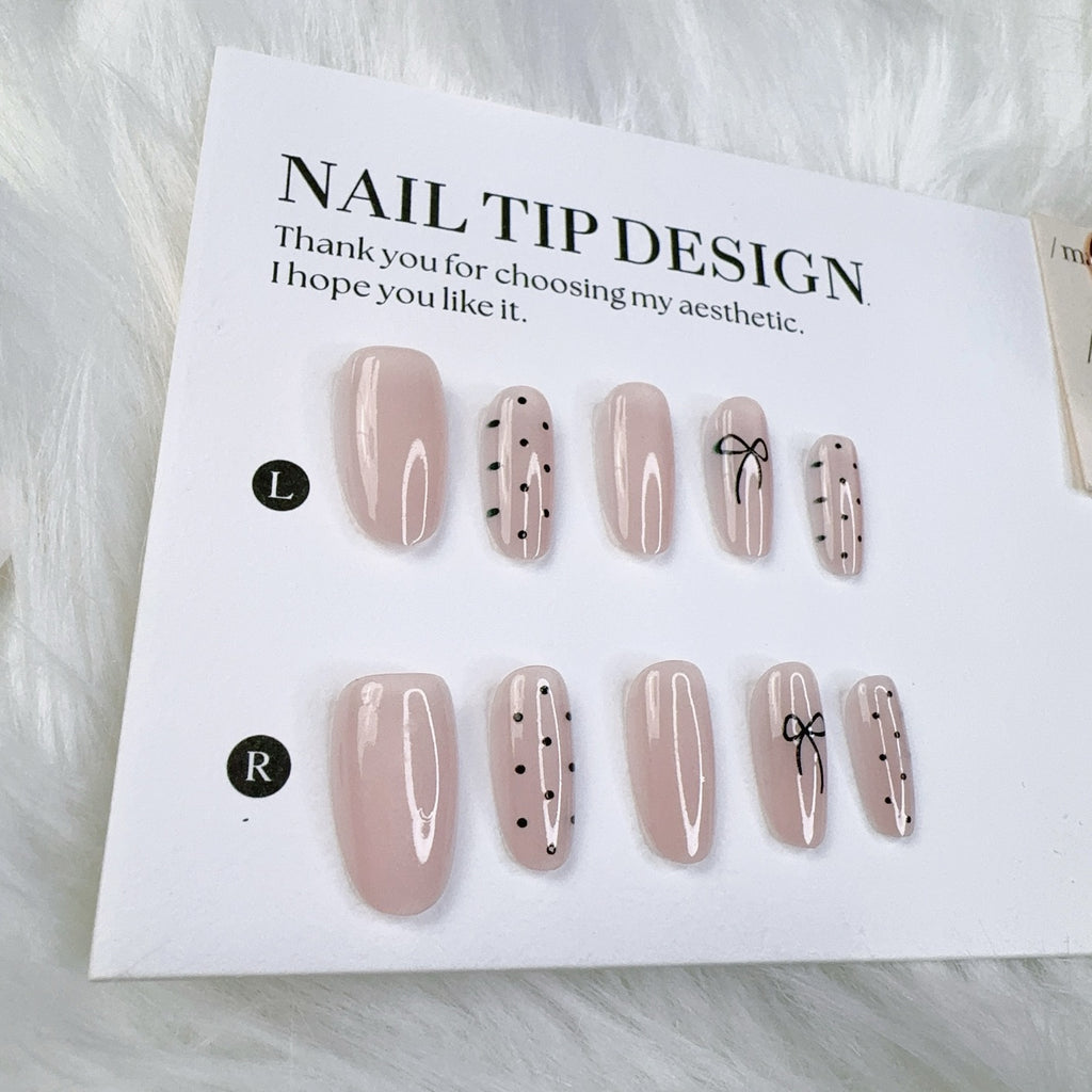 Pre-designed press-on nail tips featuring handmade airbrushed gel polish in elegant French gradients, soft blush tones, and classic solid colors. Ideal as semi-finished nail art bases for quick salon-style looks.