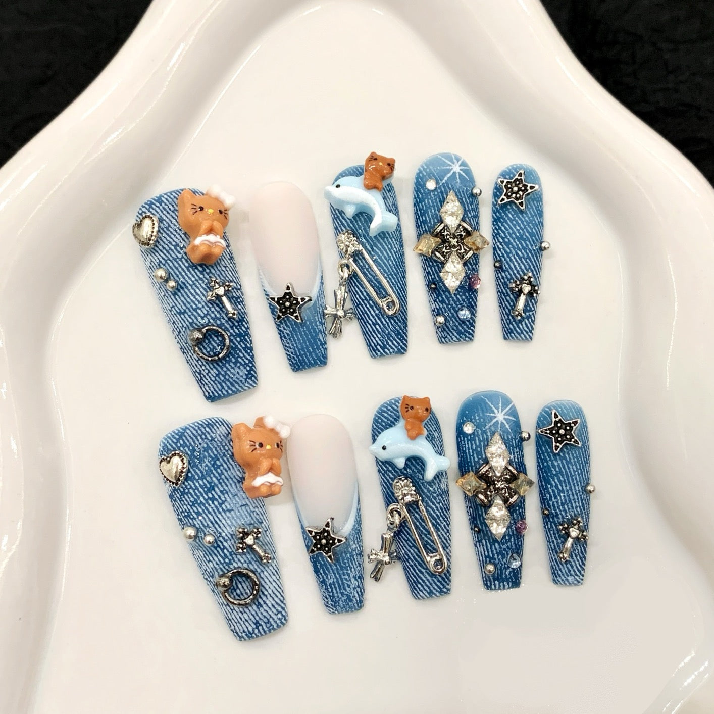 “Denim Kitty” Long Handmade Press-On Nails – Featuring a Vintage Washed Denim Aesthetic with a Bold Black Cat Motif for a Spicy, Street-Chic Vibe