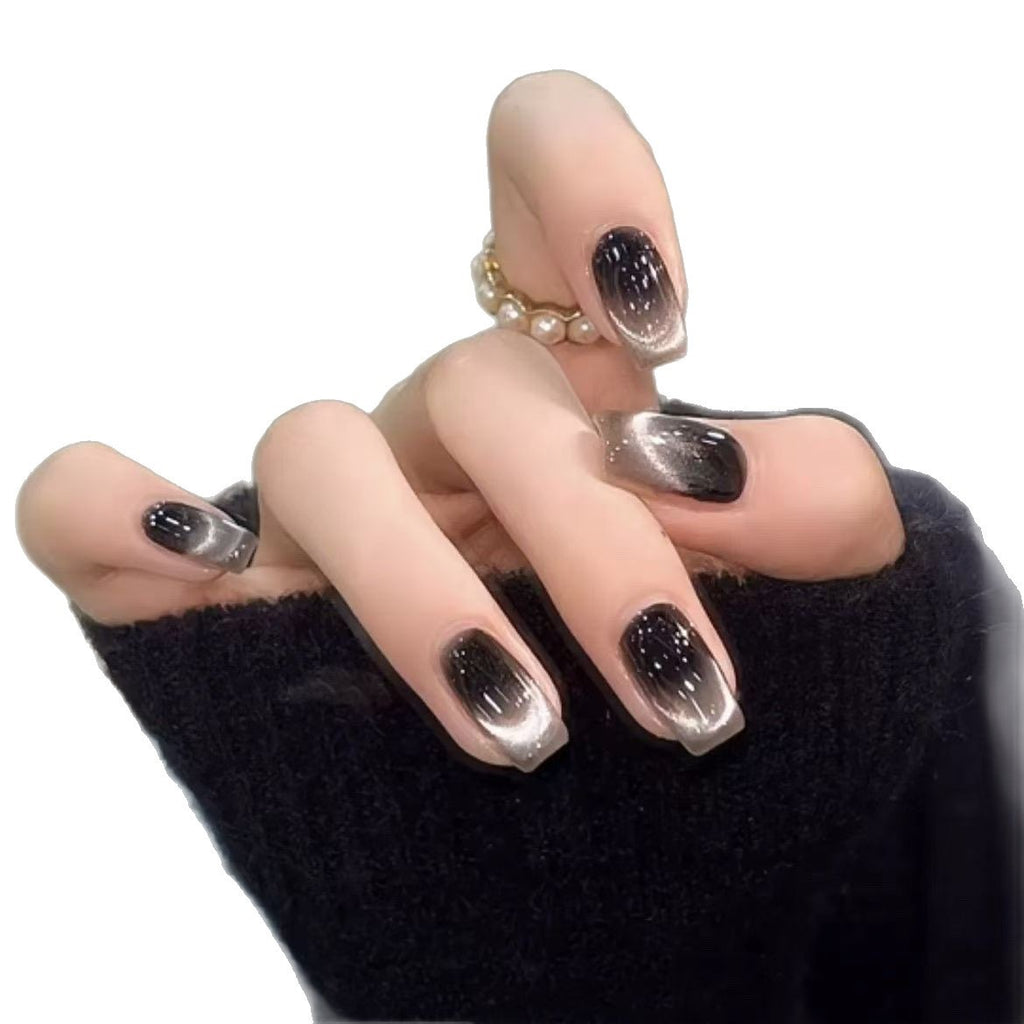 Our Moonlight Cat-Eye Gradient press-on nails feature a soft, luminous gradient effect that brightens the skin tone and complements any style. These pre-made nail tips are perfect for easy application, versatile daily wear, and bulk wholesale needs.