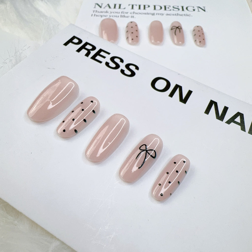 Pre-designed press-on nail tips featuring handmade airbrushed gel polish in elegant French gradients, soft blush tones, and classic solid colors. Ideal as semi-finished nail art bases for quick salon-style looks.