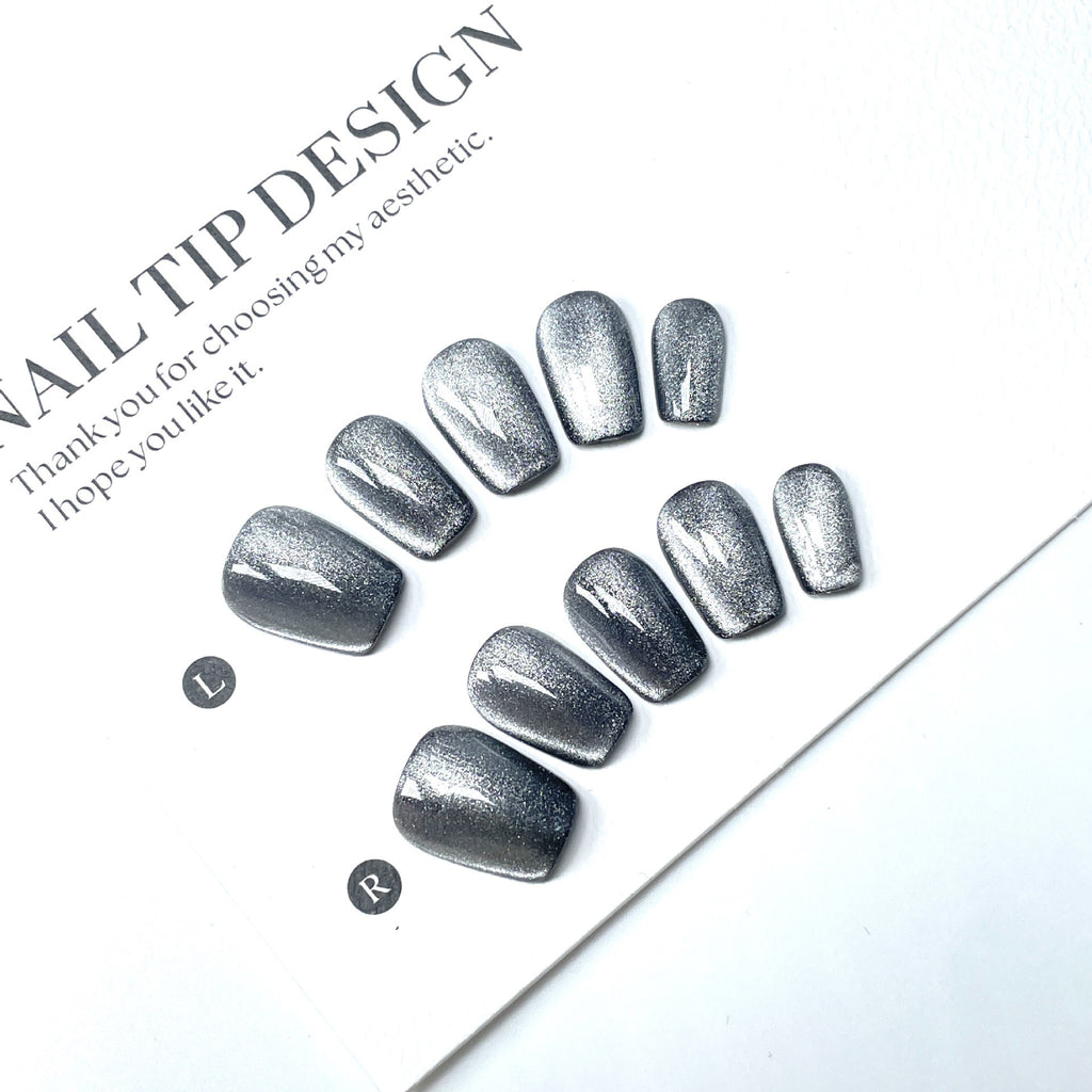 Stardust Steel｜Reusable Press-On Nails Finish Reusable Press-On Nails with a Futuristic Glow