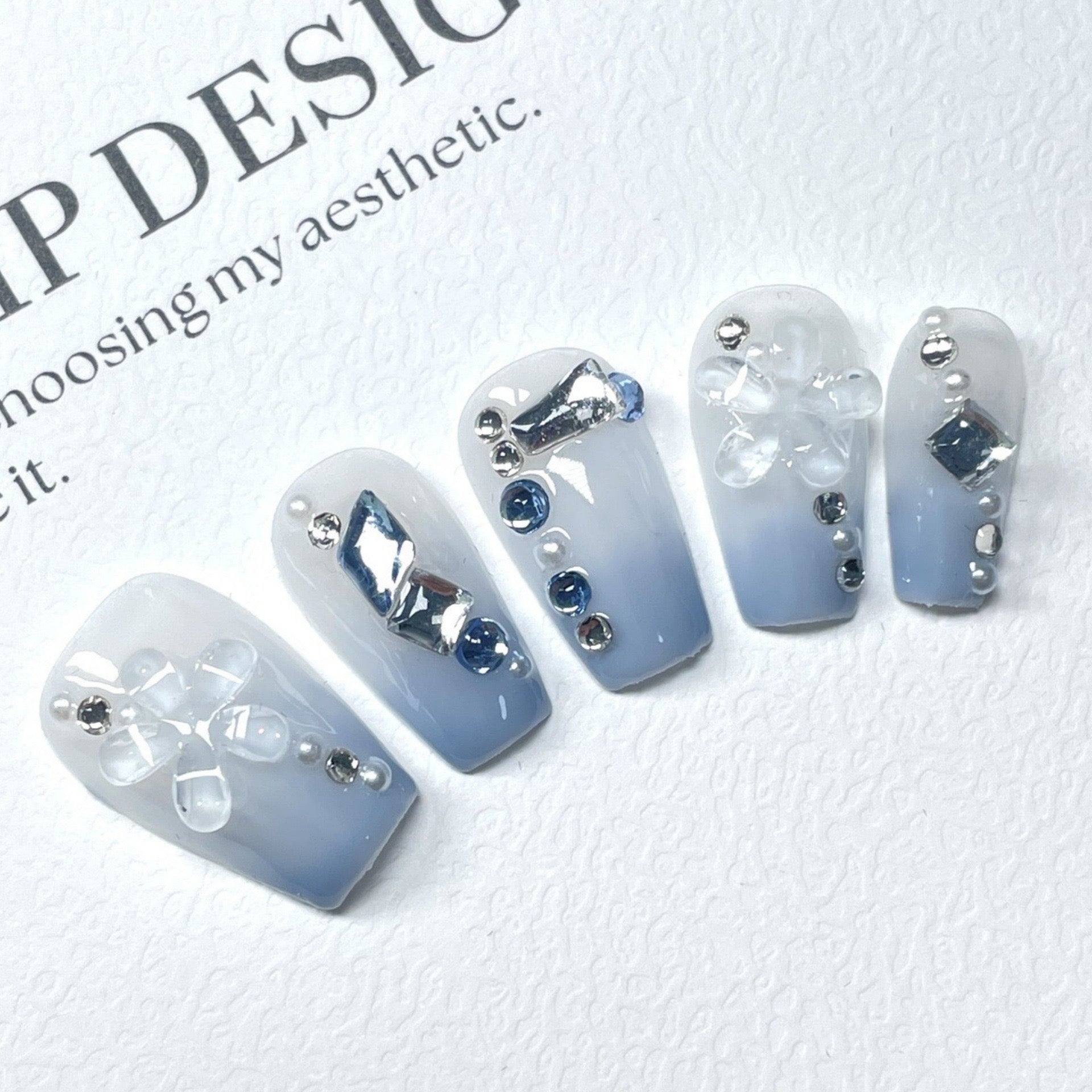 Handmade eco-friendly wearable nail polish high-end texture cat-eye series ice-transparent butterfly style glass bead fashionable and gentle women's removable fake nails