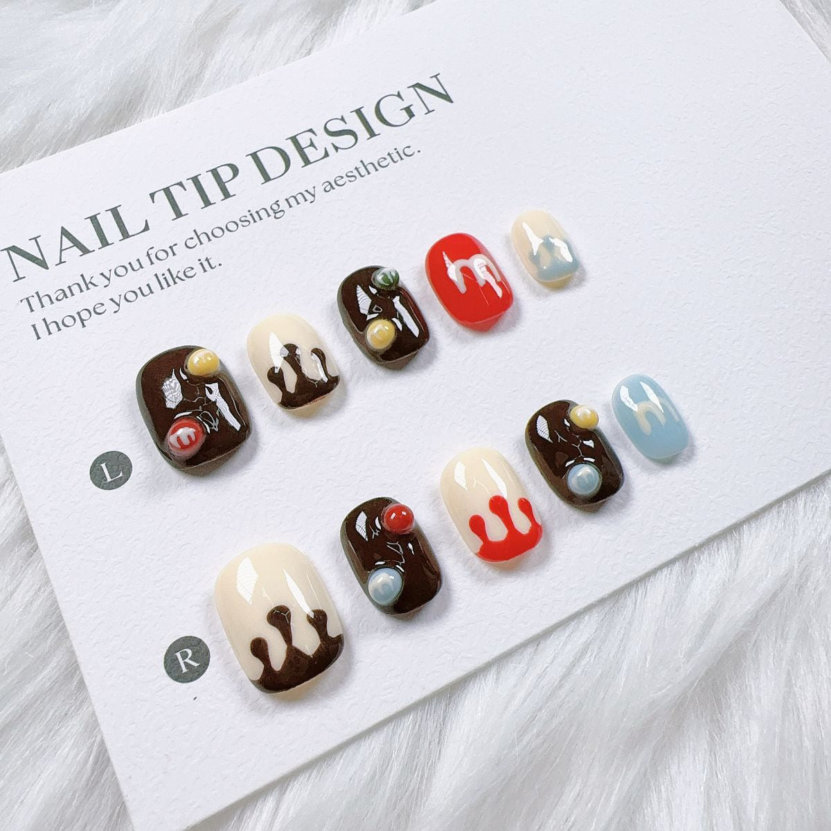 Cartoon collection of handmade fake nails. Wholesale manicure accessories suitable for daily use. Healthy and environmentally friendly.