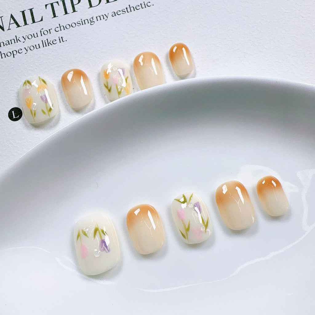 Cartoon collection of handmade fake nails. Wholesale manicure accessories suitable for daily use. Healthy and environmentally friendly.